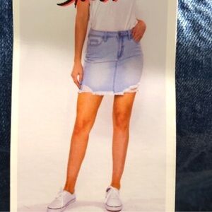 WBB WannaBettaButt? YMI Light Blue Denim Distressed Frayed Hem Mini Skirt, XS